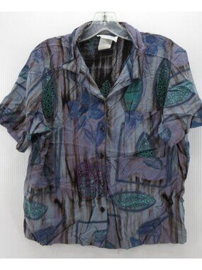VINTAGE Young Hawaii Top Medium Hawaiian Shirt Abstract Floral Camp